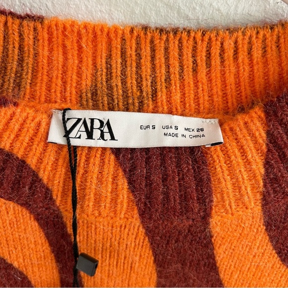 NWT Zara Zebra Striped Jacquard Sweater Size S - Picture 9 of 11